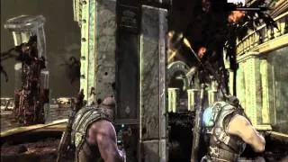 Gears of War 3:Queen Myrrah Boss Fight