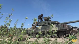 Постріл з танка штатним артилерійським пострілом курсантів НАСВ