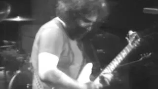 Grateful Dead - Scarlet Begonias / Fire On The Mountain - 4/25/1977 - Capitol Theatre (Official)