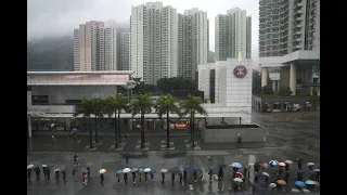 时事大家谈：香港疫情持续扩散 清零还是共存成了困局？