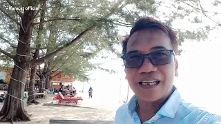 destinasi wisata pulau derawan 'pinus beach'