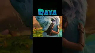 Sisu hugs Raya - Raya and the last Dragon (2021)