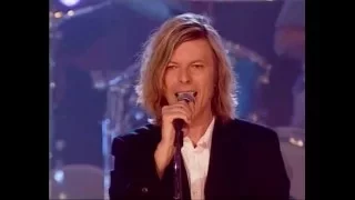 David Bowie – Absolute Beginners (Live BBC Radio Theatre 2000)