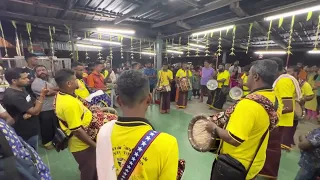 Varuvan Vadivelan Urumi Melam - Buntong Kaliamman Temple Ubayam Vasipu 1.4.2023 - Part 2