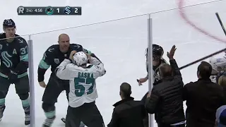 NHL Fight - Sharks @ Kraken - Raska vs Giordano - 20/01/2022