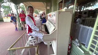 Disneys Pianist Neal at Casey’s Corner in Magic Kingdom 6/12/2023 playing ragtime and Disney favs