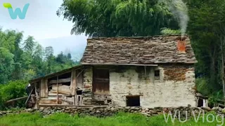 Running away from her evil husband, she renovates and cleans her super dirty old house