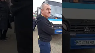 На Львівщині водій автобуса відмовився везти інваліда ч. 2.