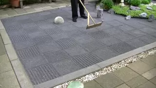 ASMR Japanese zen garden raking 禅の庭