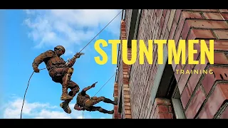 Штурмовой альпинизм, каскадеры /storming a building, stuntman.
