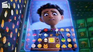 The Emoji Movie: The wrong face HD CLIP