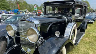 A lot like Al Capone’s car - Cadillac (Series 341A) 1929 Town Sedan.