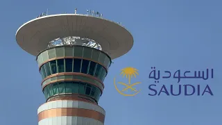 Saudia Airlines | 777-300ER|Jeddah (JED) to Lahore (LHE)| +PLANE SPOTTING at JED [FLIGHT EXPERIENCE]
