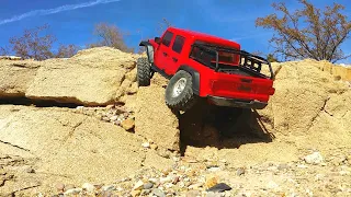 Axial SCX10lll Jeep Gladiator Crawl Session