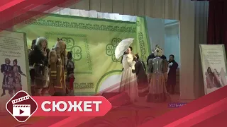 Конкурс по пошиву традиционного платья Халадай проходит в Усть-Алданском районе Якутии