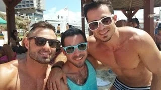 Tel Aviv Gay Pride: Hilton beach with the hot tourists