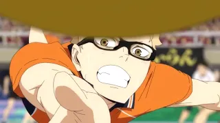 Tsukishima and Daichi saving the ball.