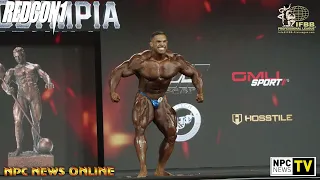 2022 IFBB Pro League Mr  Olympia 2nd Place Derek Lunsford Posing