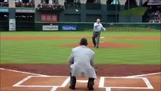 Nolan Ryan and Craig Biggio having fun on Astros opening game