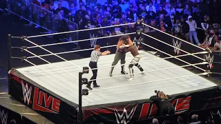 Kofi Kingston vs Sami Zayn at WWE Live