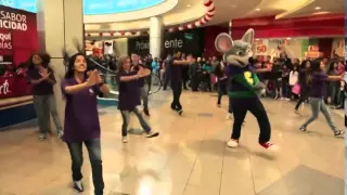 Chuck E. Cheese baila en Plaza Norte