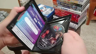 Coco 4K Ultra HD Blu-ray Unboxing (Grandma's House Version)