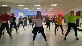 "Suave"- Alvaro Estrella - Melodifestivalen / Zumba® Choreo av Frida