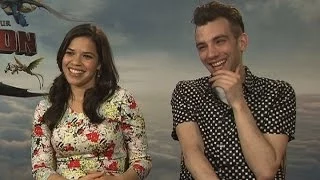 Jay Baruchel and America Ferrera on smoking quidditch in 'How to Train Your Dragon 2'