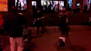 Уличные музыканты Киев Крещатик