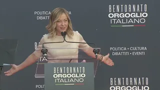 L'intervento di una straordinaria Giorgia Meloni sul palco di Atreju