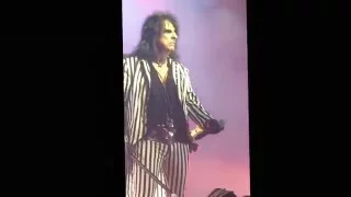 Alice Cooper - front row - Warren, Ohio live - No More Mr. Nice Guy