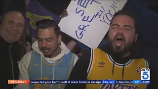 Lakers-Warriors rivalry on full display outside Crypto.com arena for game 4