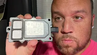 Mercedes Benz Air quality sensor lets open it up.on Most Mercedes Benz from 2000-2007 ￼