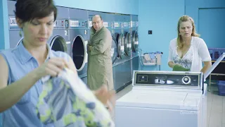 All different kind of person at the laundry // LOL ComediHa!