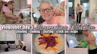 VLOGTOBER DAY 5 / HOMEMAKING MOTIVATION / CLEANING + COOKING + CHATTING + CROCK POT POTATO SOUP