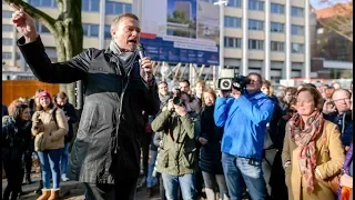 FDP-CHEF: Lindner diskutiert mit Studenten vor der Hamburger Universität