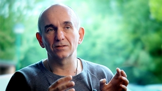 Peter Molyneux: Kinect Was a 'Disaster, Trainwreck' - IGN Unfiltered