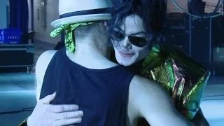 Michael Jackson's hug - L'abbraccio di Michael Jackson