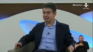 "Ao invés de atacar membros da CPI, presidente poderia estar atrás de vacina", diz Randolfe