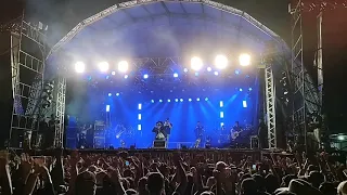 Luan Pereira cantando Trem que Pula em Martinópolis