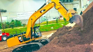 HUGE, HEAVY, LARGE!! 150 KG RC MODEL EXCAVATOR AT WORK ON CONSTRUCTION SITE!!