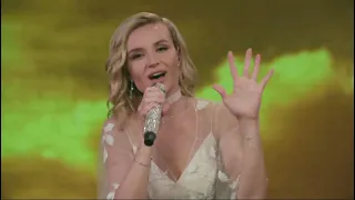 Polina Gagarina - Online-Konzert  26.4.2020 (Ausschnitte)