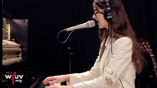 Weyes Blood - "Everyday" (Live at WFUV)