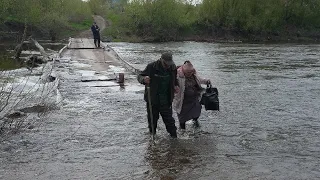 Мост мучений сельских жителей деревни Заречная , Орловский район.