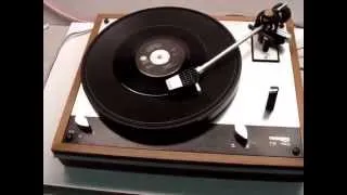 Thorens TD 160 Record Turntable on 45 RPM