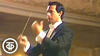 Антонио Вивальди Gloria. Исполняют "Виртуозы Москвы" и хор басков "Орфеон Доностиарра" (1986)