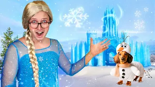 CONSTRUÍ EL CASTILLO DE FROZEN EN MI JARDÍN *Me convierto en Elsa* ❄️