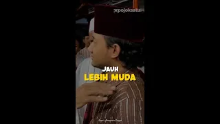 Tak Beradab, Habib Sepuh Cium Tangan Gus Muda