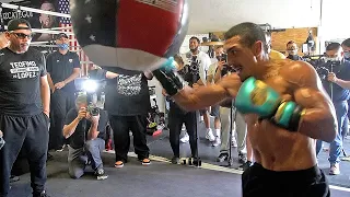 TEOFIMO LOPEZ LANDING MONSTER POWER PUNCHES WHILE BUMPING CLASSICAL MUSIC IN WORKOUT FOR KAMBOSOS JR