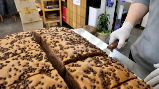 서울 남아있는 단 한곳! 라오제 대왕 대만 카스테라 (오리지널, 생크림, 초코릿) Amazing Size Chocolate Castella, Korean street food